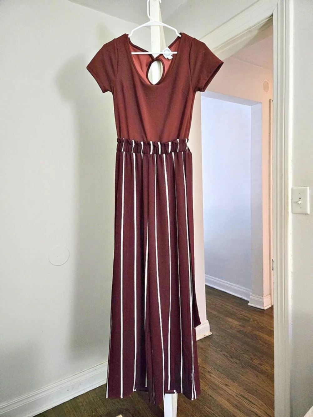 Blue Rain Striped Jumpsuit in Burgundy & White Size Medium Like New